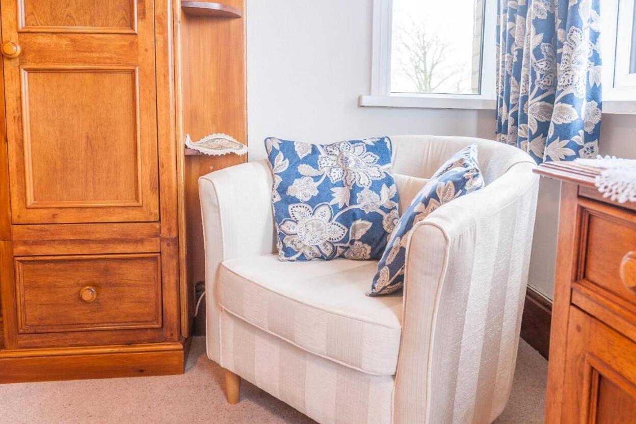 Knole Farm Bed & Breakfast Okehampton Bagian luar foto