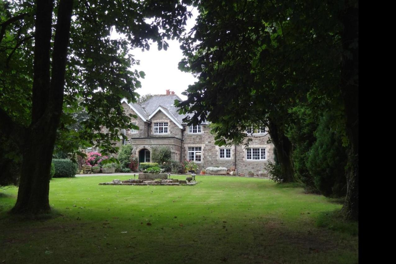 Knole Farm Bed & Breakfast Okehampton Bagian luar foto